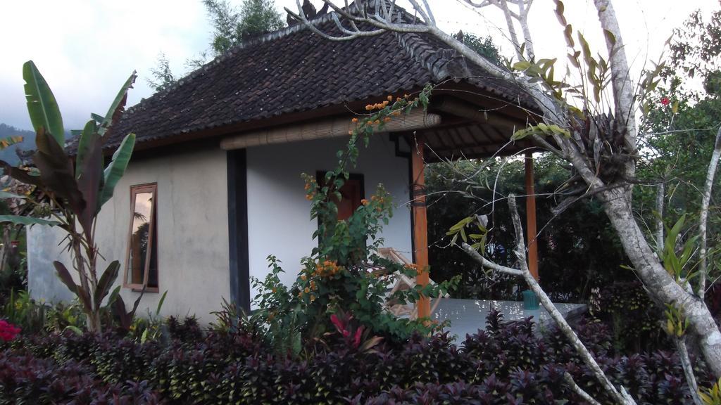 The Bukit Artha Bed & Breakfast ซิเดอมัน ภายนอก รูปภาพ
