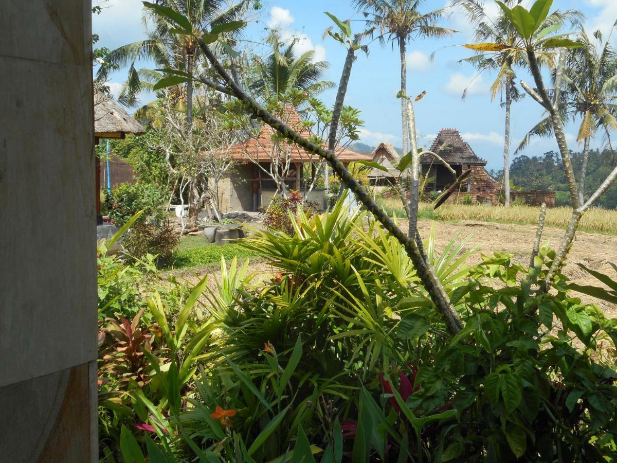 The Bukit Artha Bed & Breakfast ซิเดอมัน ภายนอก รูปภาพ